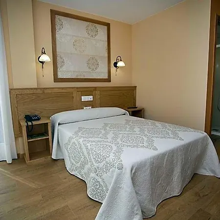 Novoa Hotel *