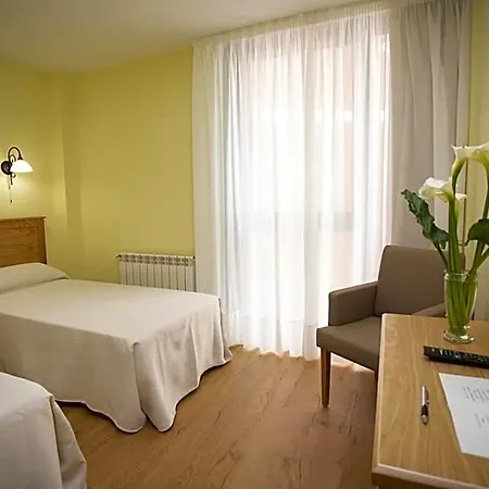 Novoa Hotel *
