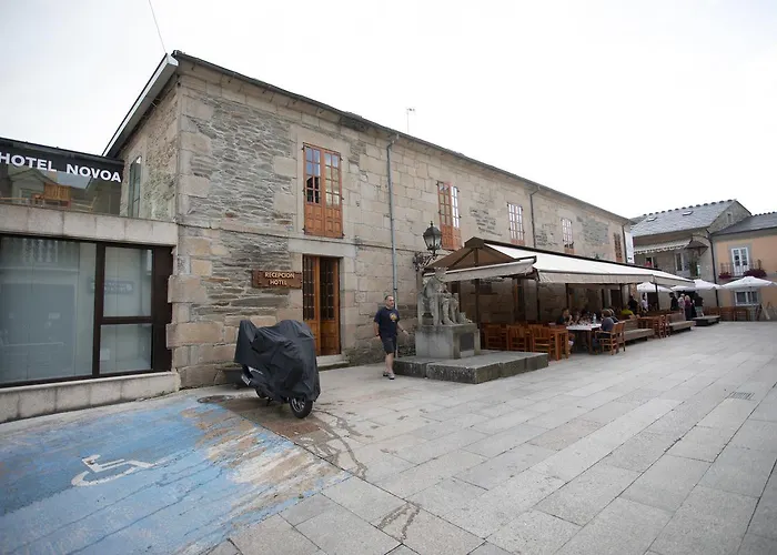 Novoa Ξενοδοχείο *